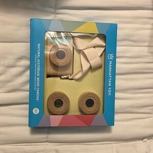 NEW IN BOX Manhattan Toy Natural Historian Wood Camera